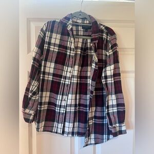 Women’s plaid button down flannel
